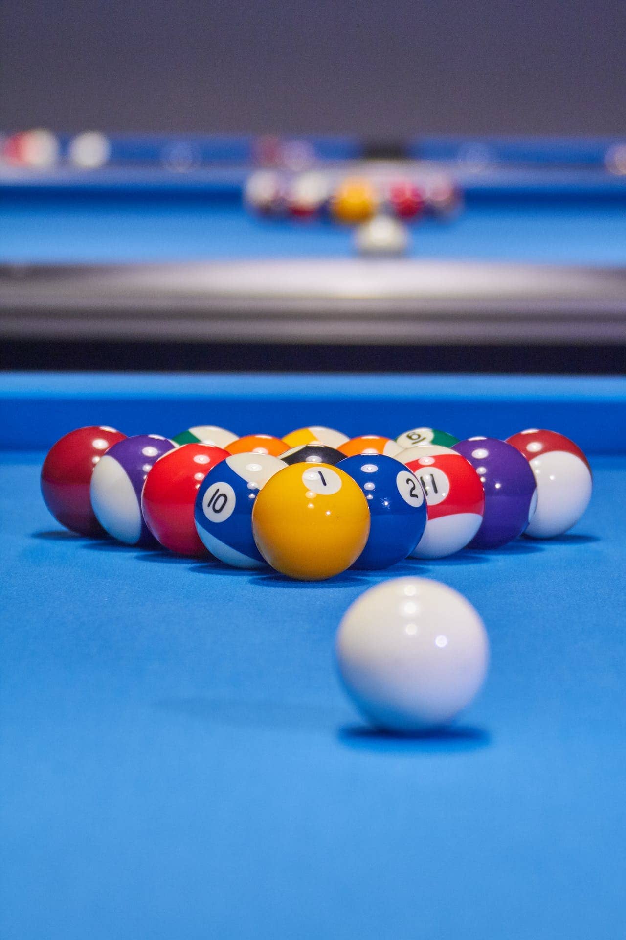 rack de 8 ball the perfect stroke original picture by wal couyi on pexels min